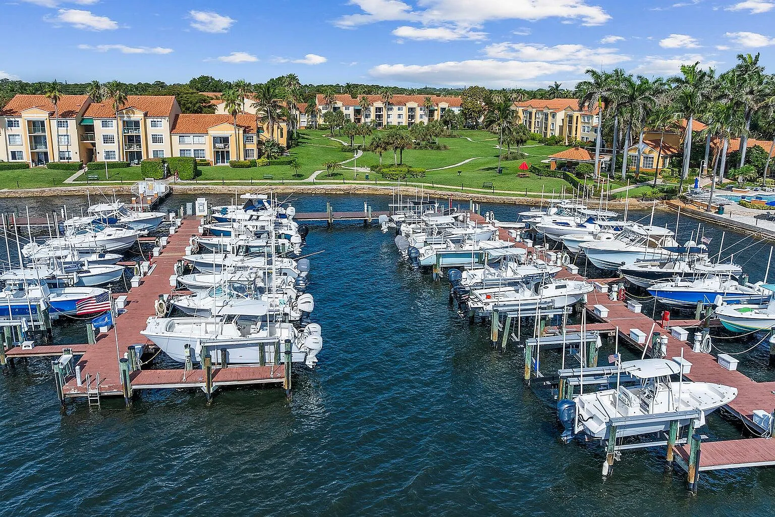 103 Yacht Club Way — Photo 1