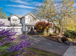 1375 Manzanita Ct, Santa Rosa, CA 95404