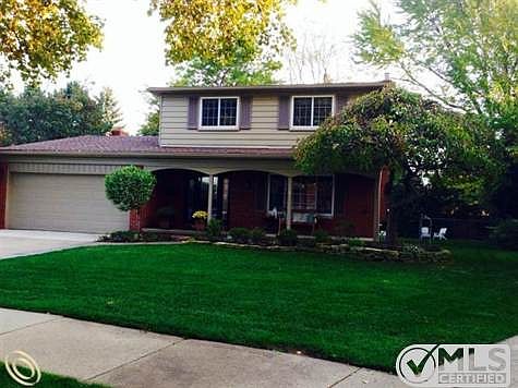 Front of Home view 2.JPG