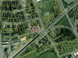 402 N 5th Ave, Humboldt, TN 38343