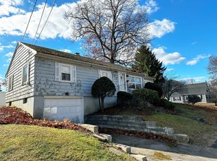 30 Maple St, Hudson, MA 01749