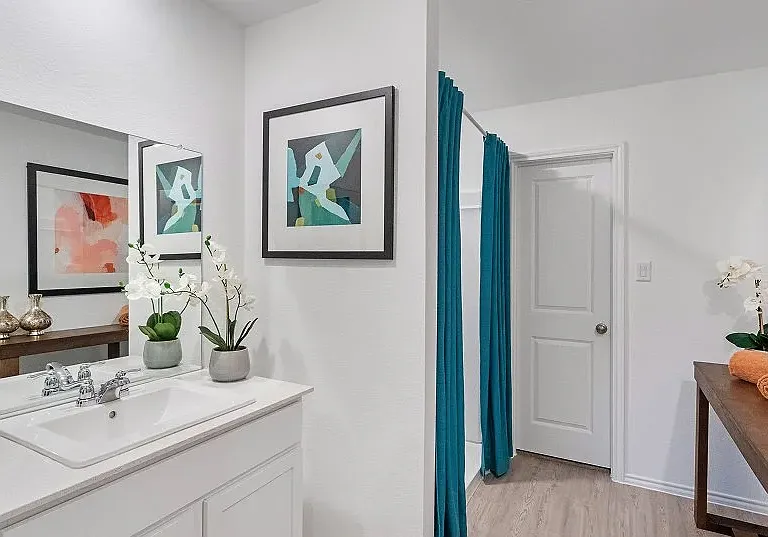 4213 Jutland Dr — Photo 2