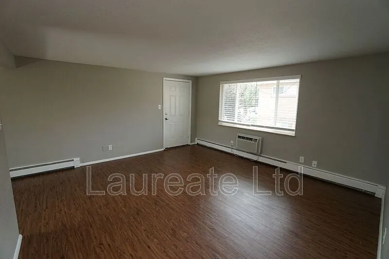 2 bed, 1.0 bath, 750 sqft, $1,250 — Photo 4