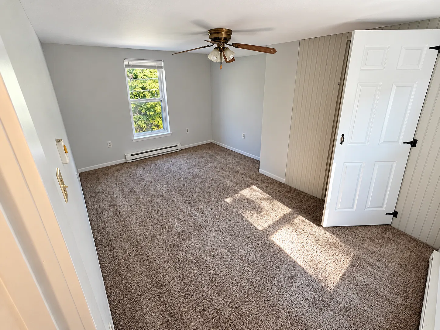 2 bed, 1.0 bath, 1151 sqft, $1,525 — Photo 4