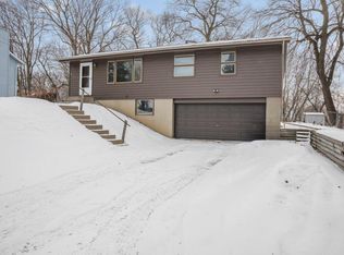4709 Hampton Rd, Mound, MN 55364