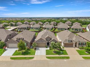 1609 Canter Ct, Sanger, TX 76227