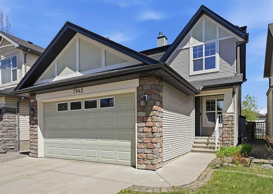 1st image of 7942 Cougar Ridge Ave SW