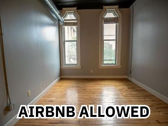 5th image of 139 Pearl St NW #201