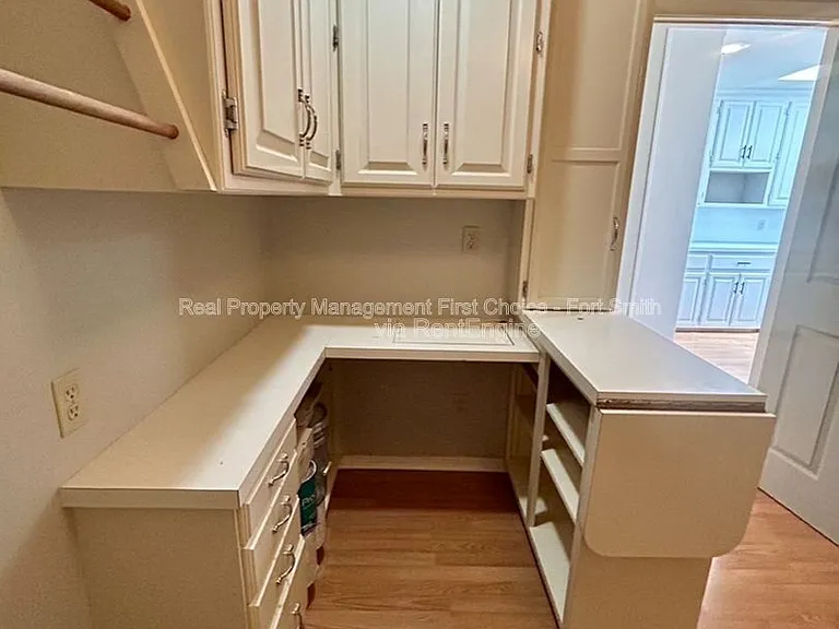 11912 Rye Hill Rd S — Photo 27