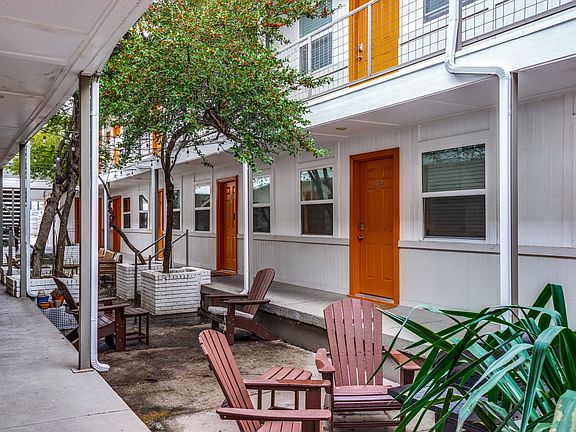 2nd image of 4927 San Jacinto St APT 209