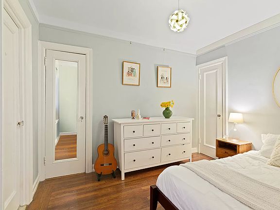 3rd image of 59 Pineapple St APT 2G