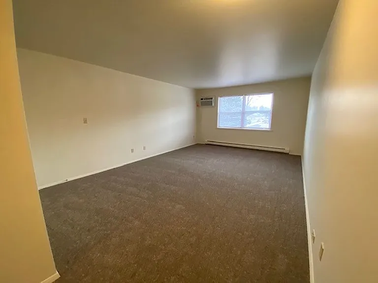 State Place Apartment Homes — Photo 55