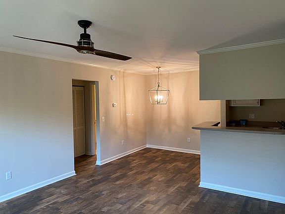 2nd image of 333 W Coleman Blvd Unit H