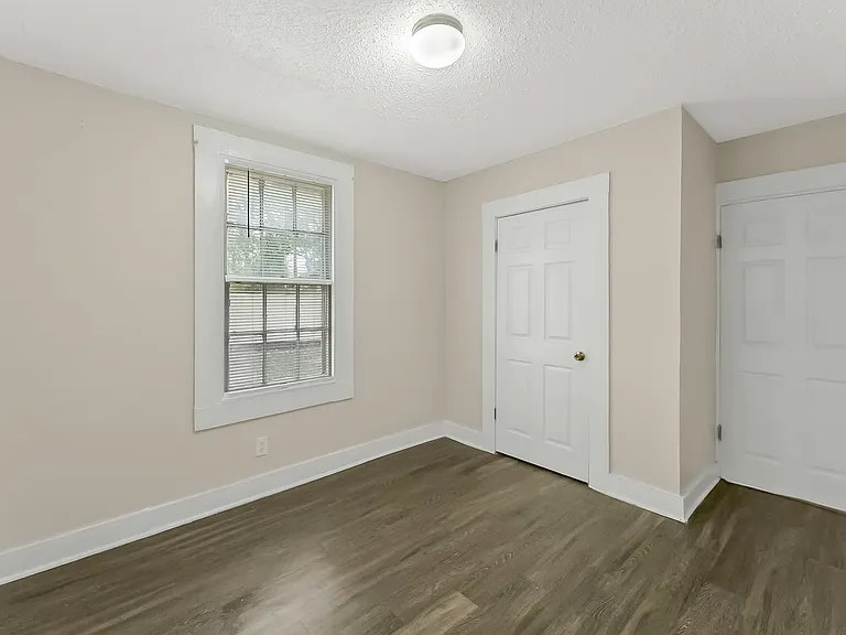 114 Teresa — Photo 12