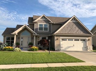 1203 Declaration Dr, Savoy, IL