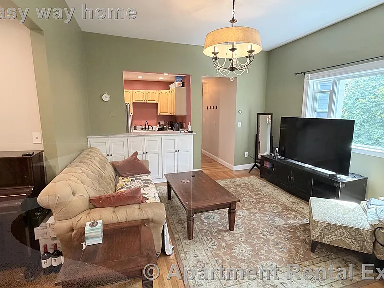 82 Munroe St #12 — Photo 5