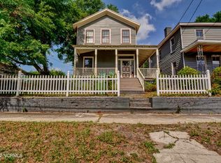 205 N 10th St, Wilmington, NC 28401
