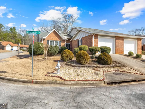 180 Lagrange Ct, Fayetteville, GA 30214