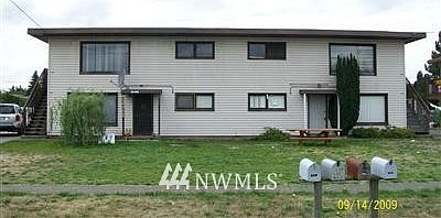 1st image of 10102 10108 Lakeview Avenue SW