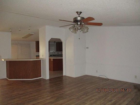 5th image of 126 Blakefield Dr