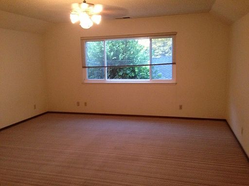 5th image of 936 Madison Ave