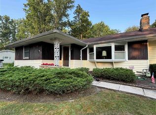 8166 Timberlane Dr, Painesville, OH 44077