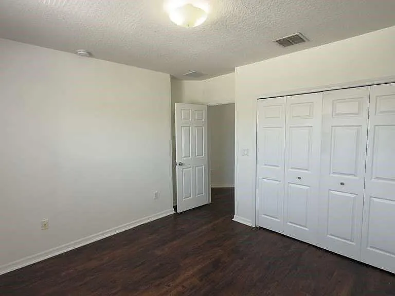 4317 Paradise Cove Ct — Photo 16