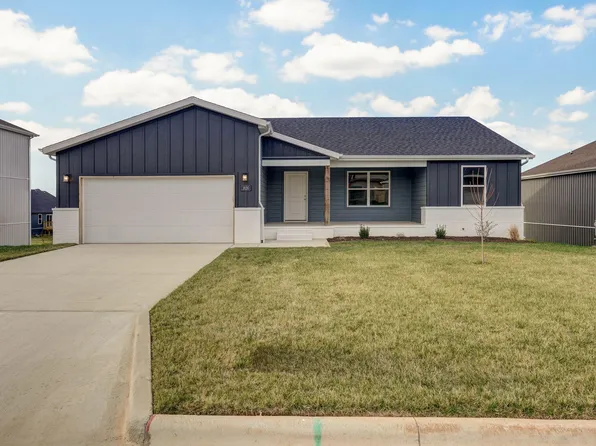 1620 E Macon Street, Republic, MO 65738