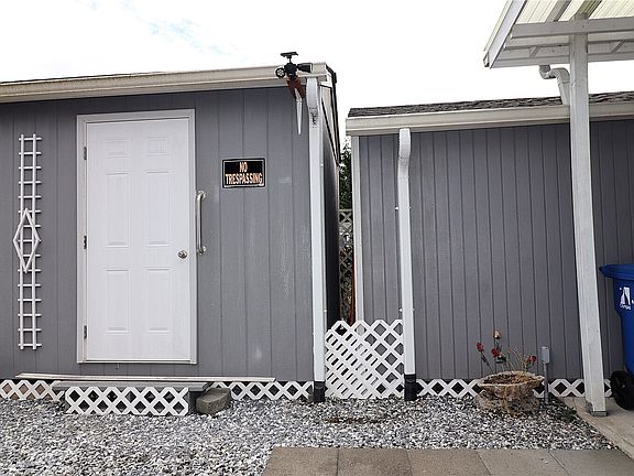 3rd image of 1111 Archwood Drive SW #285