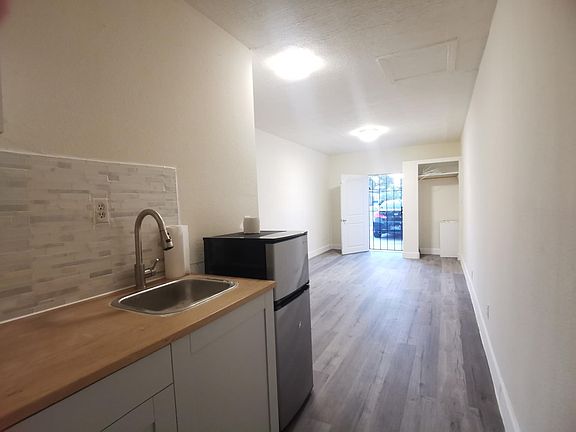 3rd image of 4911 Lana Dr #2