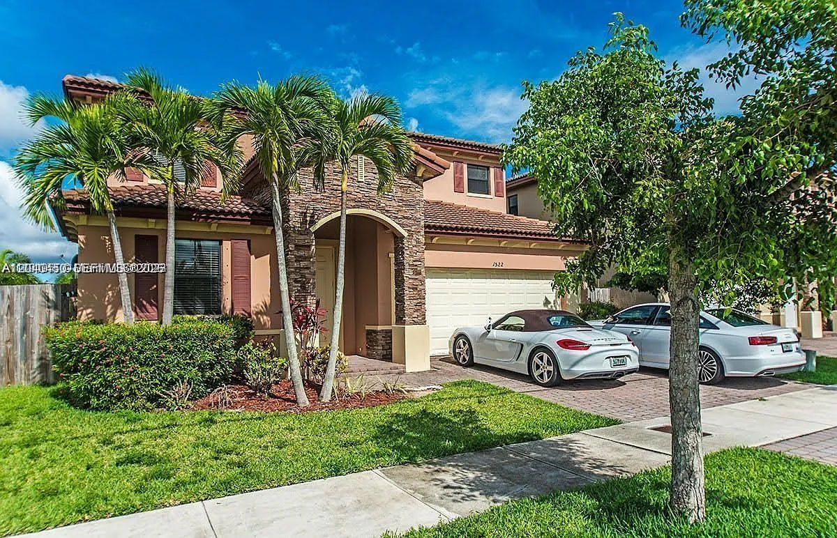 5 bed, 3.0 bath, 2589 sqft, $4,795 — Photo 1