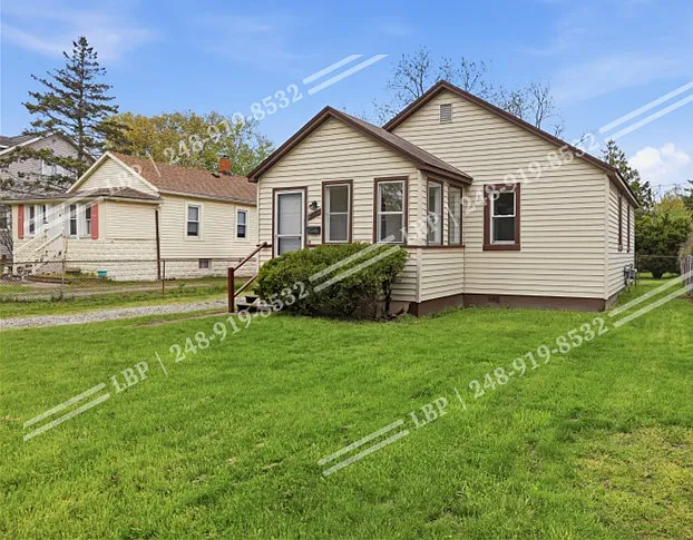 35230 Sheffield St — Photo 1