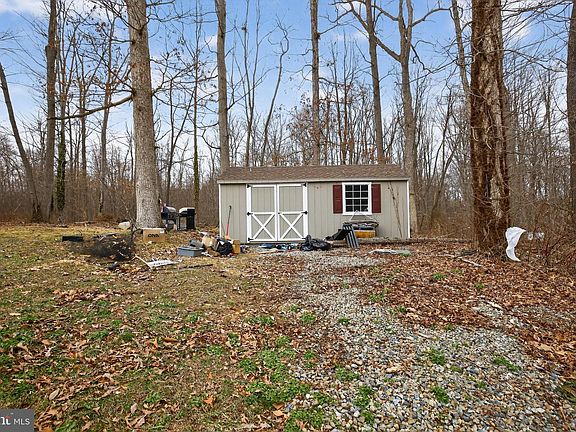 4th image of 4144 Fox Trail Rd