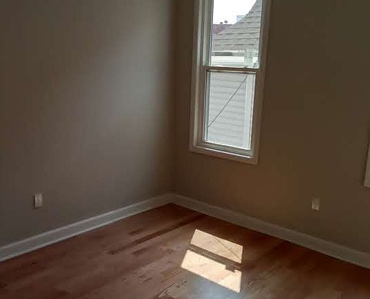 3rd image of 16 Cornell Ave #7
