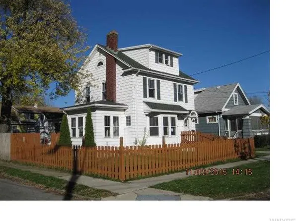 8234 Troy Ave, Niagara Falls, NY 14304