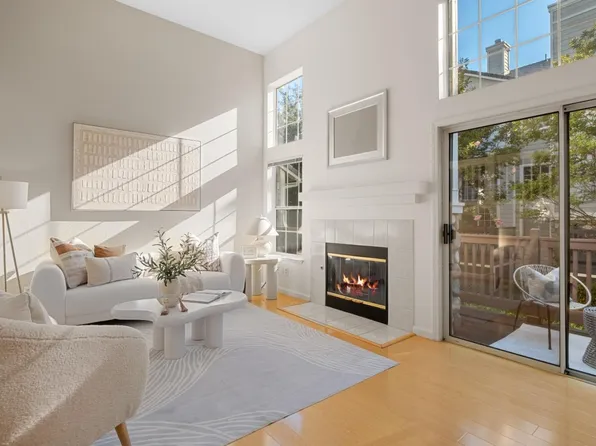 1911 Beaufort Trl, San Jose, CA 95131