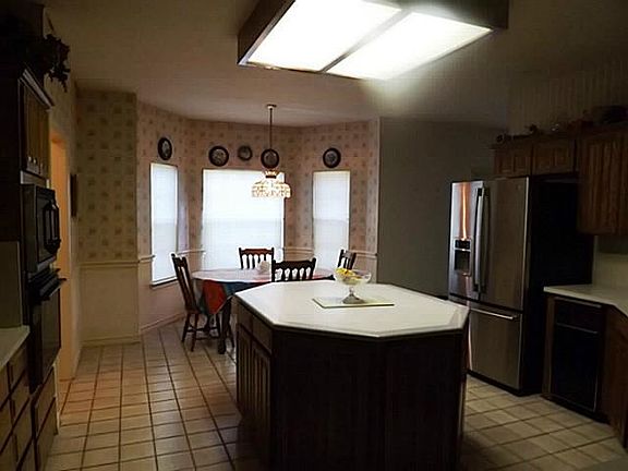 4th image of 10924 Mount Bonnel Ct
