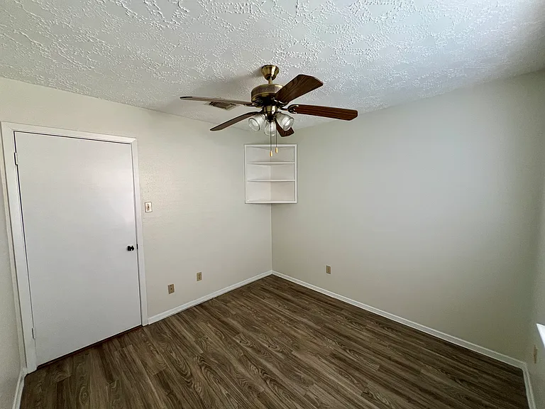 19954 Stoney Haven Dr — Photo 12
