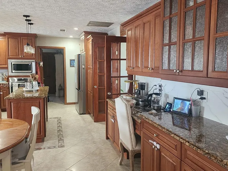 6101 Palmetto Dr — Photo 67