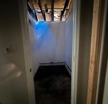 2nd image of 1 Knollwood Rd