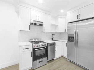 190 Moffat St, Brooklyn, NY 11207