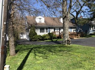 56 N Columbine Ave, Lombard, IL