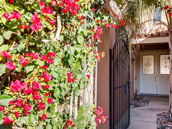 2nd image of 1144 E Tapatio Dr