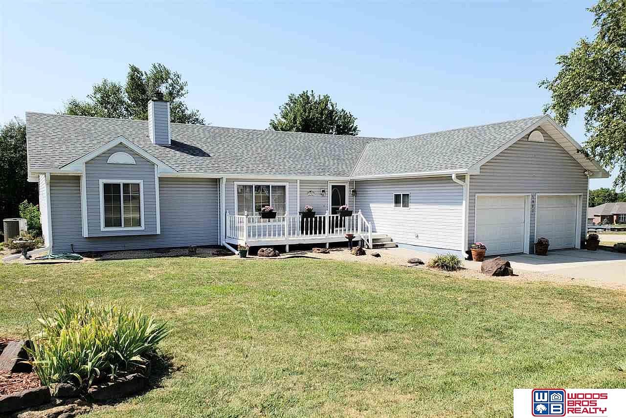 1907 Front St Beatrice Ne 68310 Mls 22021843 Zillow