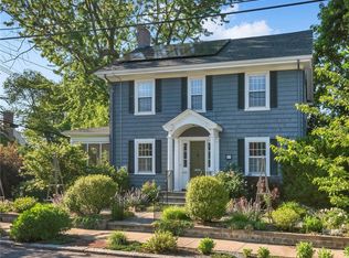 377 Cole Ave, Providence, RI 02906