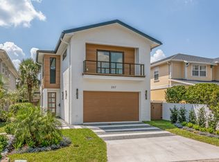 207 Lora St, Neptune Beach, FL 32266