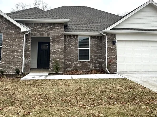 384 N Yona Ln, Farmington, AR 72730