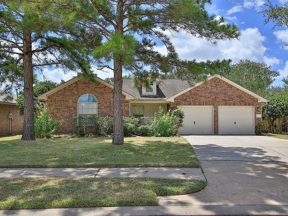1st image of 20007 Sterling Meadow Ct