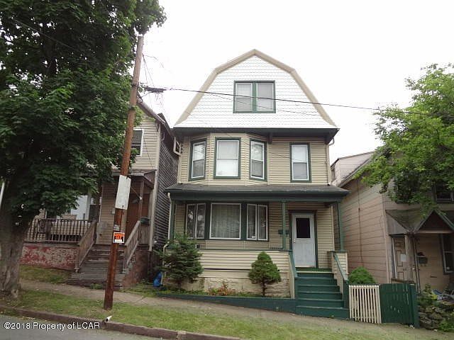439 N Washington