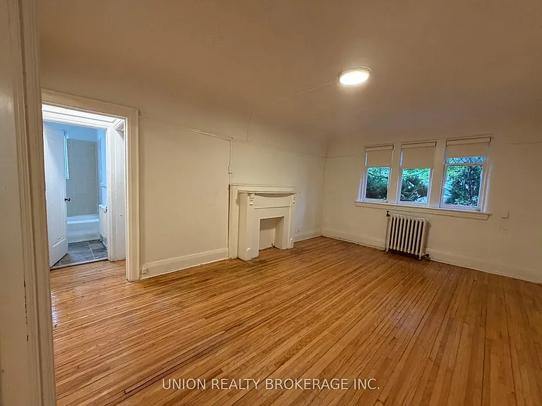 84 Willow Ave #30 — Photo 2